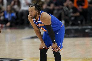 这可是全票FMVP!布伦森在本赛季常规赛MVP评选中未获得任何选票